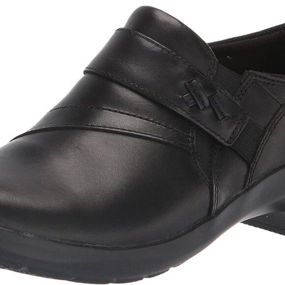 Women's Pearl Loafer Leather Black 9 Wedge Heel Comfort Slip-On Classic - Picture 1 of 8